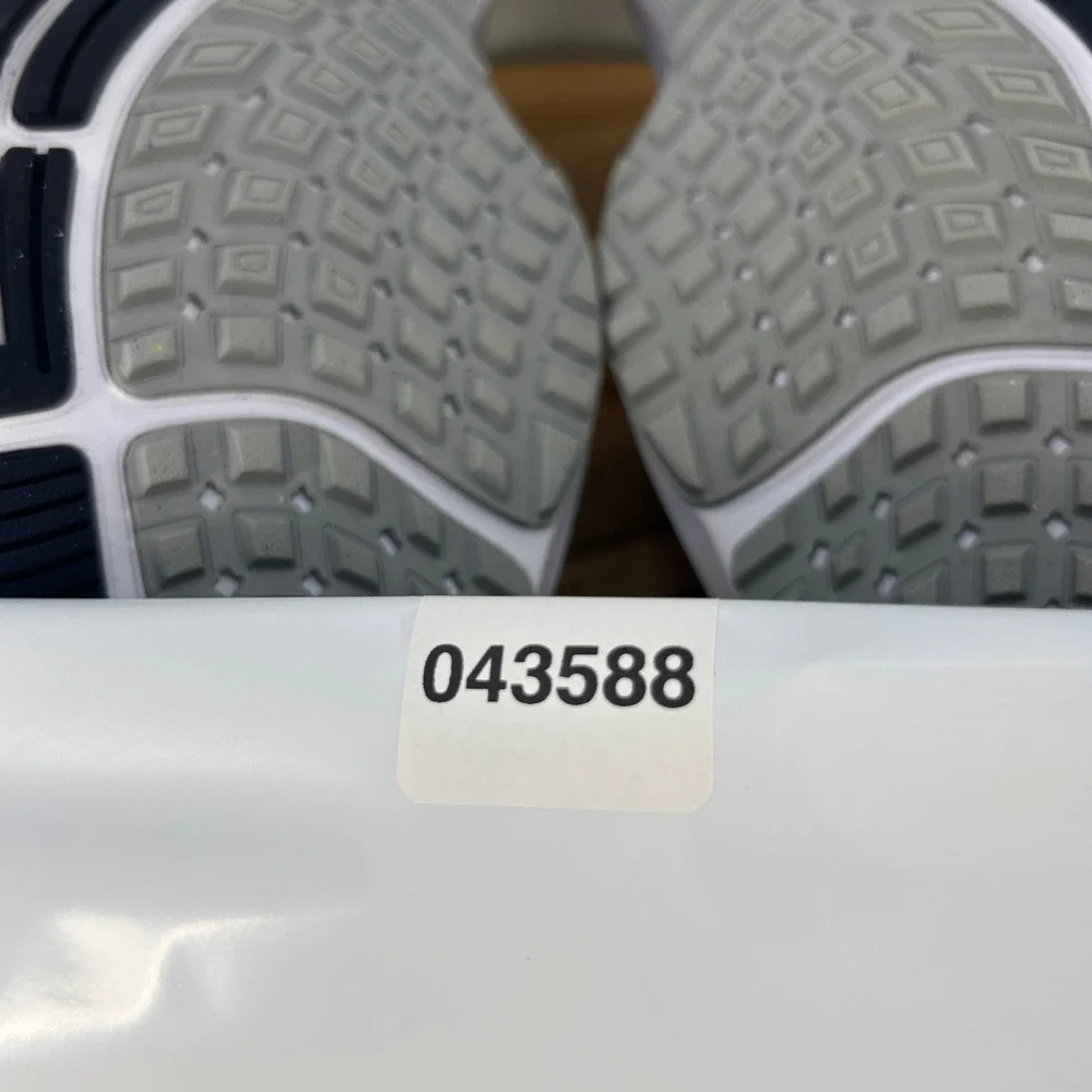 Nike Air Zoom Pegasus 38 Seattle Seahawks Wolf Grey Navy DJ0854-001 Mens 14